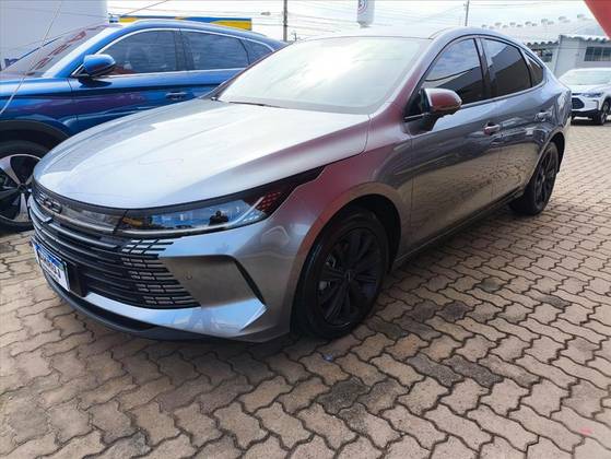 BYD KING 1.5 DM-I PHEV GS AUTOMÁTICO BYD KING 1.5 DM-I PHEV GS AUTOMÁTICO